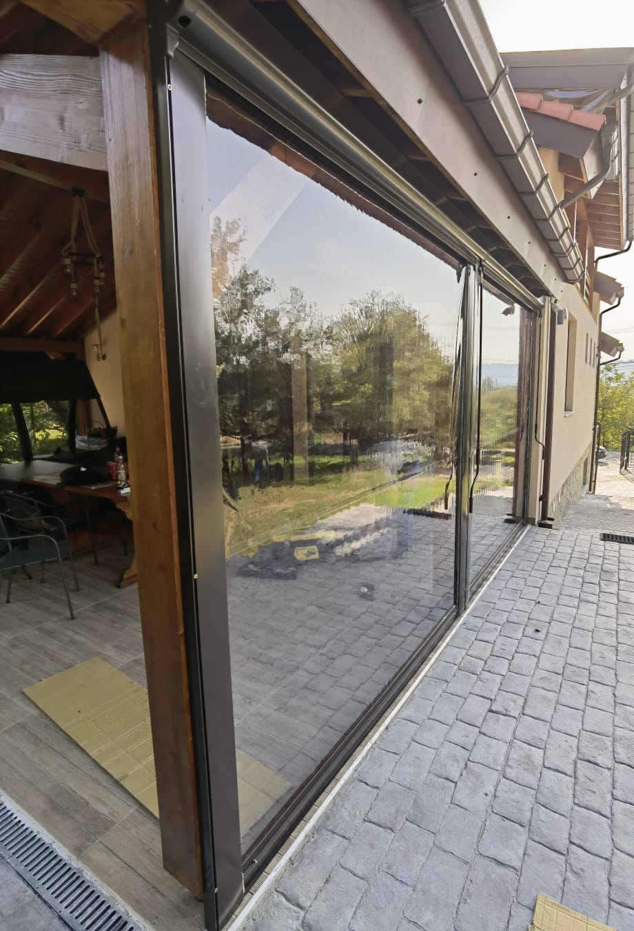 rulou transparent incasetat 