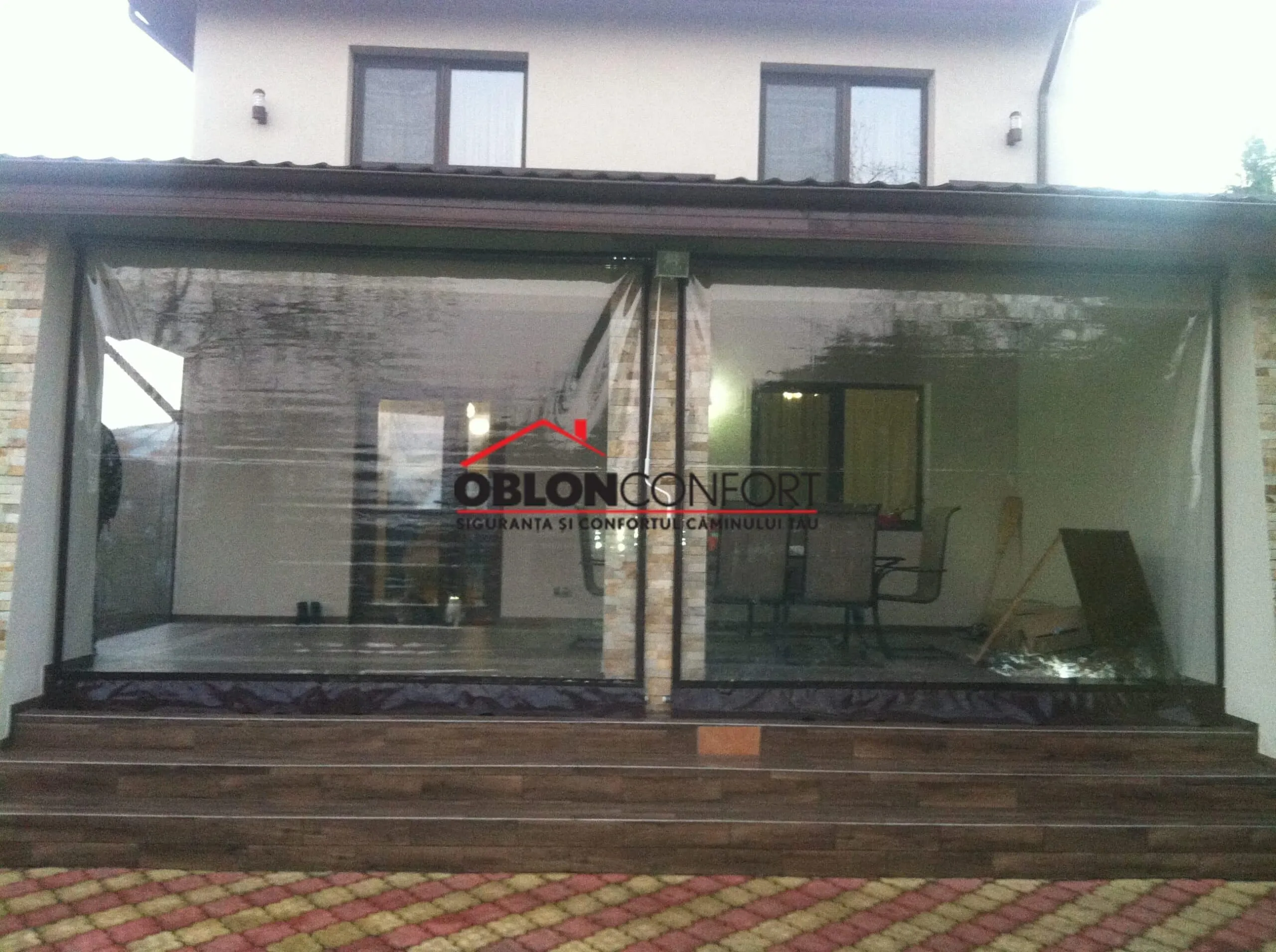 rulou transparent neincasetat